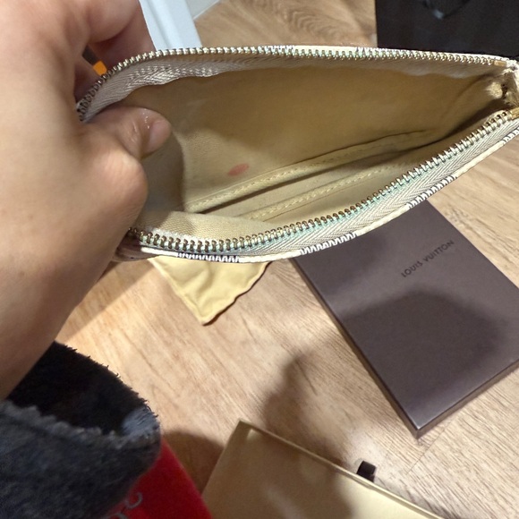 Louis Vuitton Pochette Bag Damier Azur - Picture 6 of 9